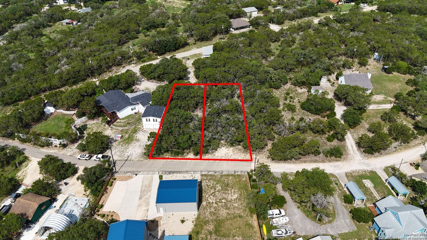 0.43 Acres of Residential Land for Sale in Lakehills, Texas