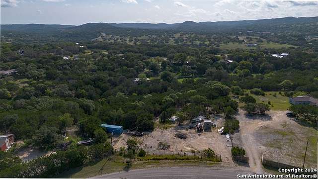 2 Acres of Residential Land for Sale in Pipe Creek, Texas