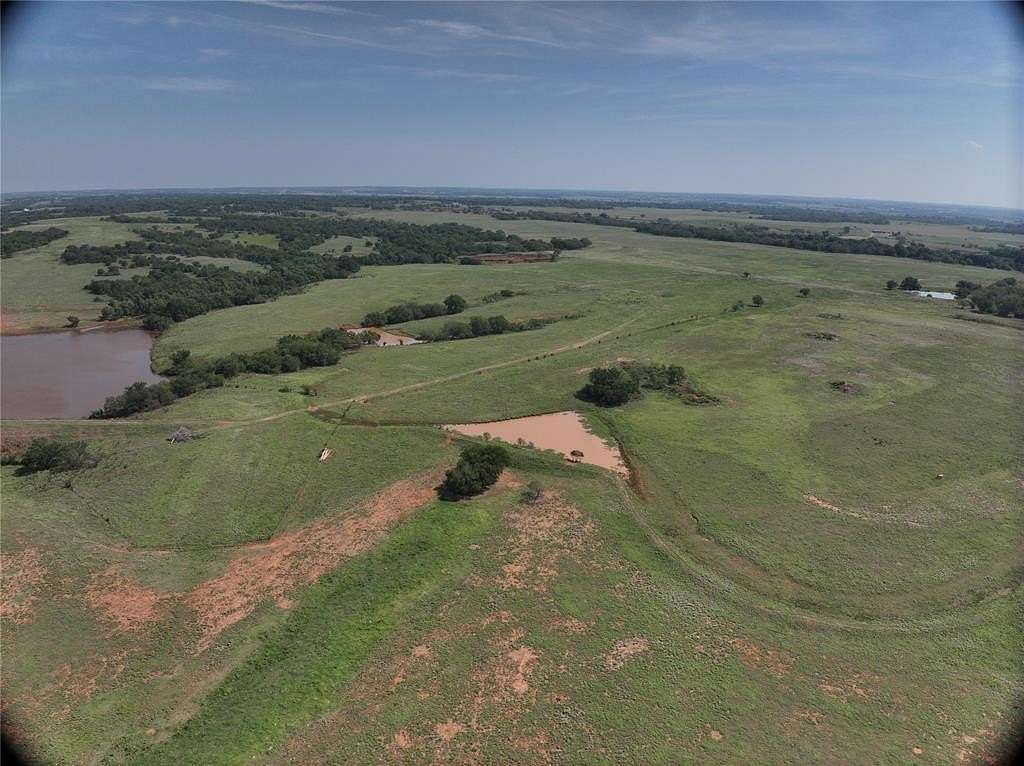 495 Acres of Recreational Land & Farm for Sale in Purcell, Oklahoma