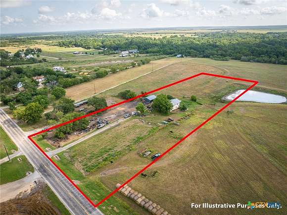 5 Acres of Residential Land for Sale in Staples, Texas