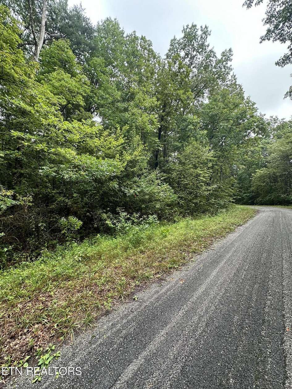 0.59 Acres of Land for Sale in Crossville, Tennessee