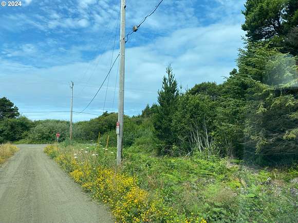 0.19 Acres of Residential Land for Sale in Yachats, Oregon