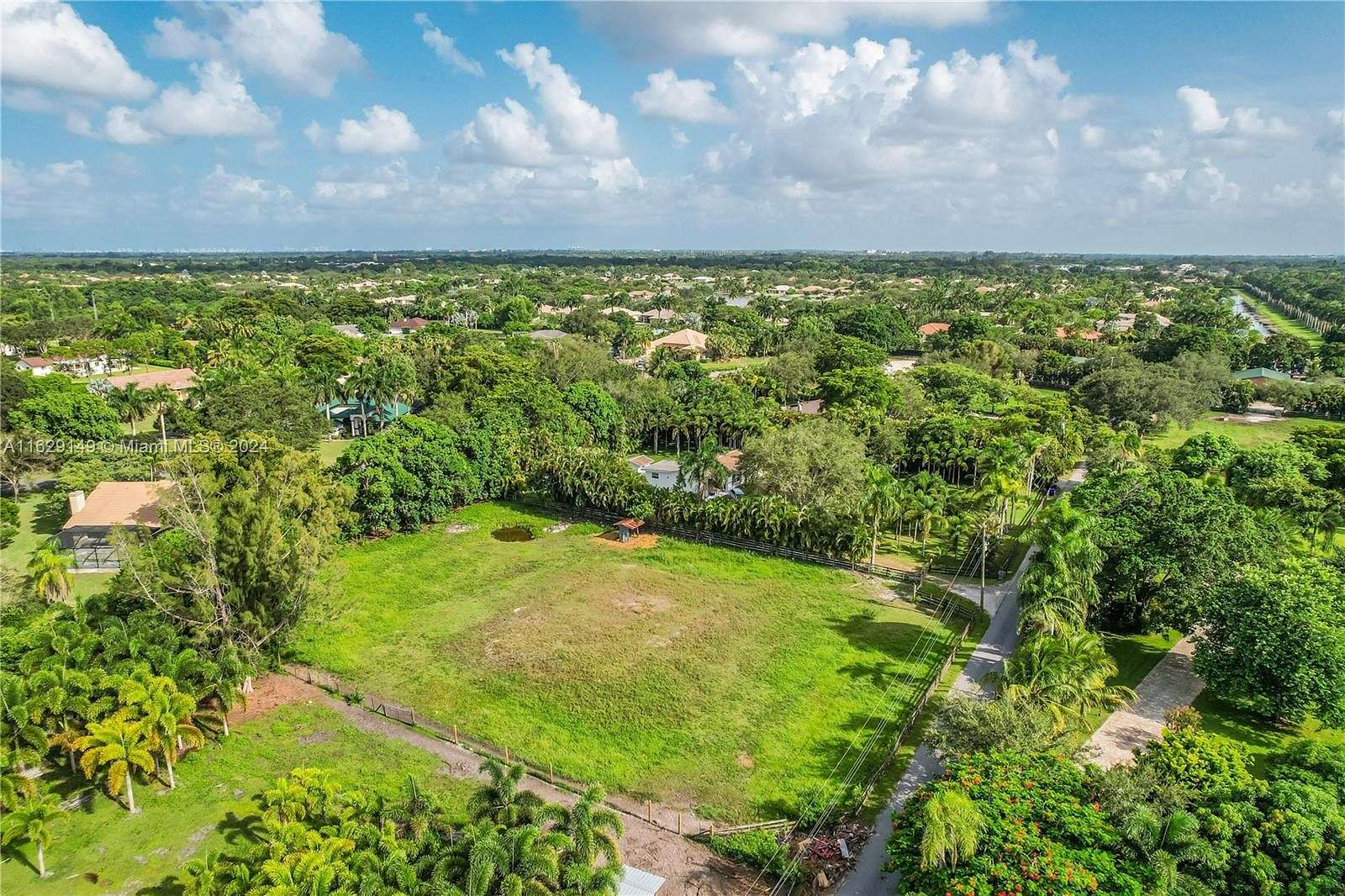 1 Acre of Residential Land for Sale in Southwest Ranches, Florida