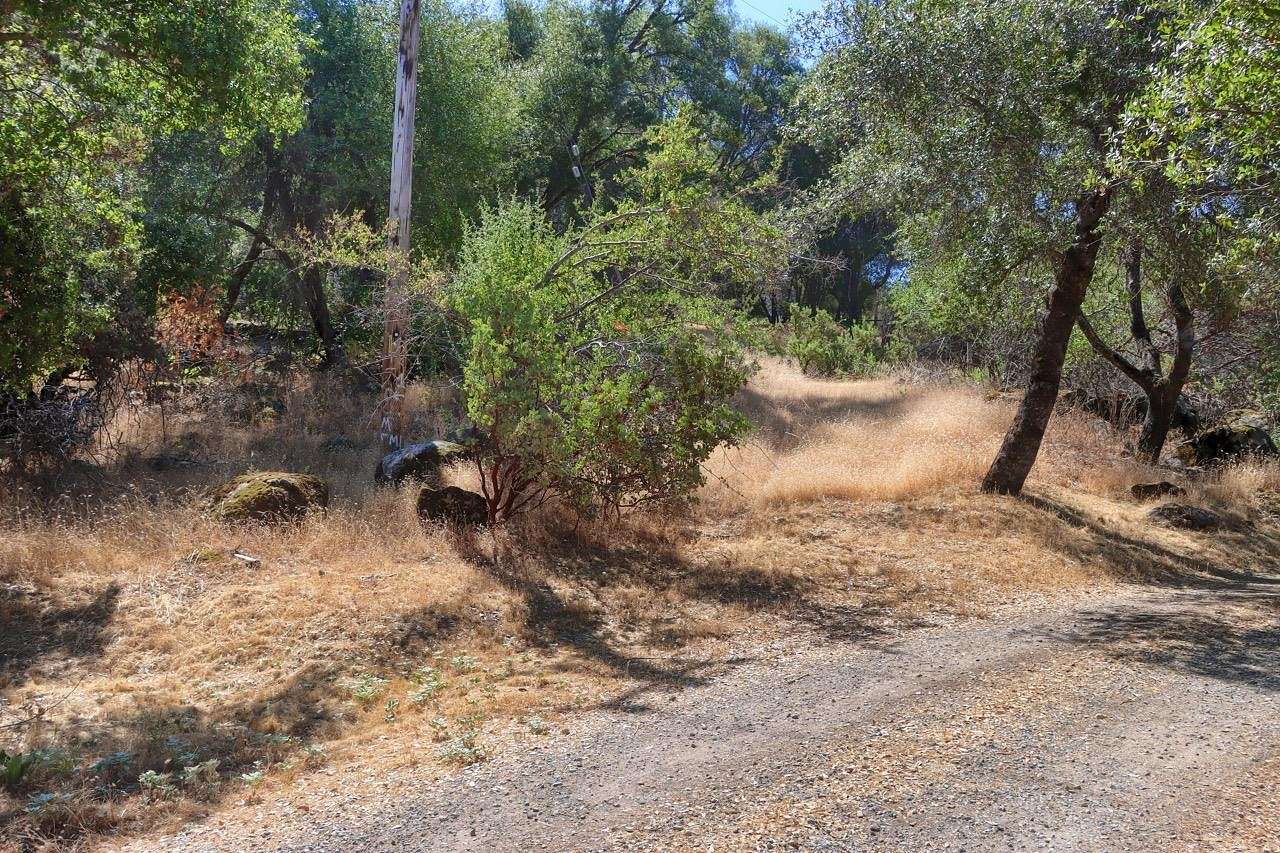 6.4 Acres of Residential Land for Sale in Mariposa, California