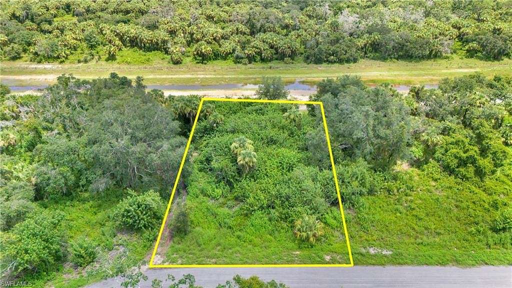 0.271 Acres of Residential Land for Sale in Lehigh Acres, Florida