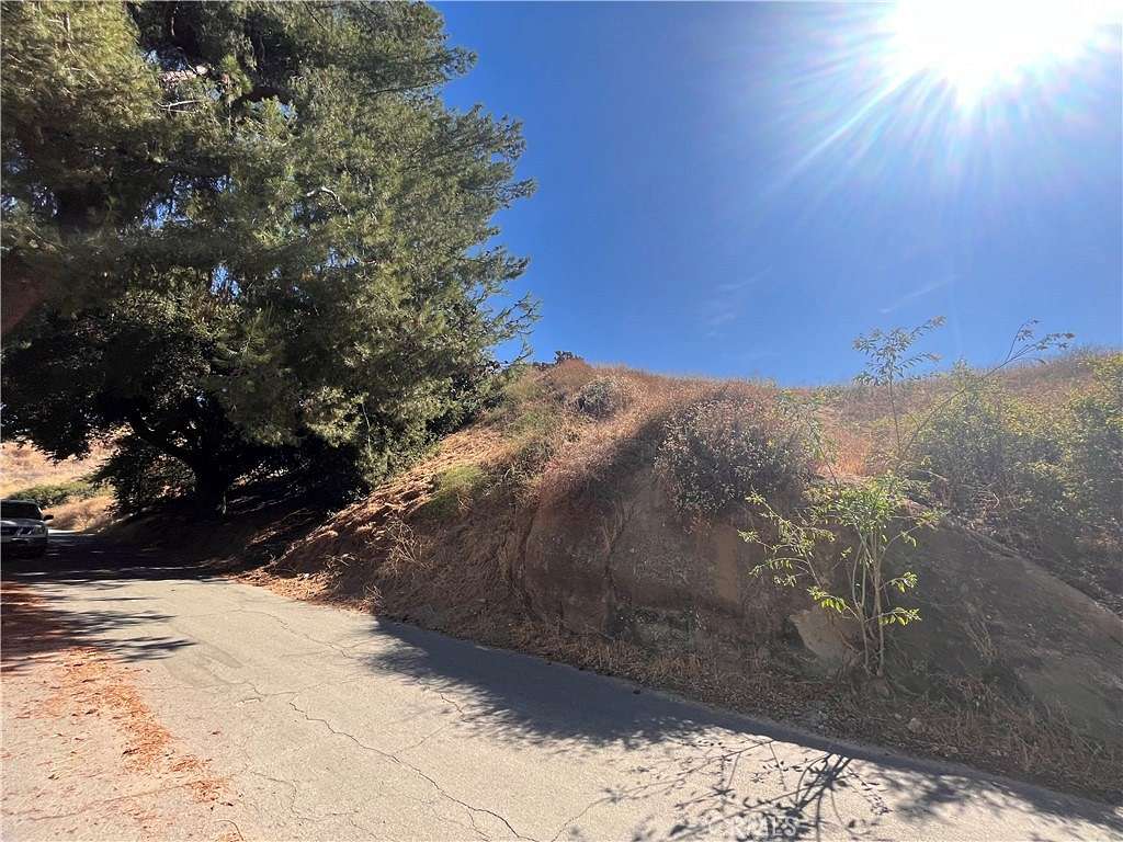 0.197 Acres of Residential Land for Sale in Castaic, California