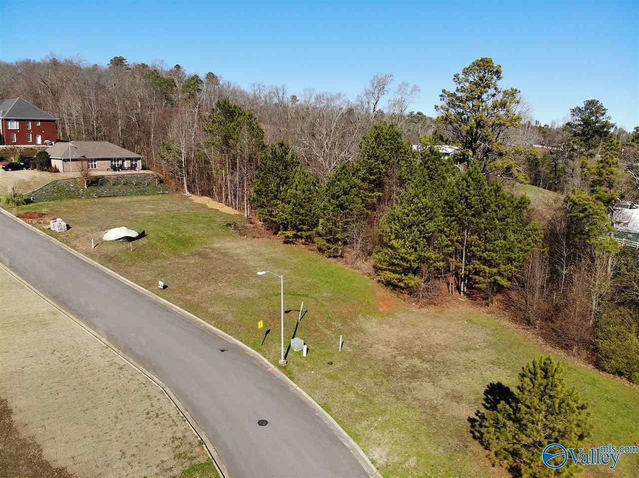 0.29 Acres of Residential Land for Sale in Guntersville, Alabama