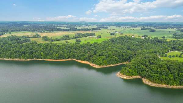 26 Acres of Recreational Land for Sale in Nancy, Kentucky