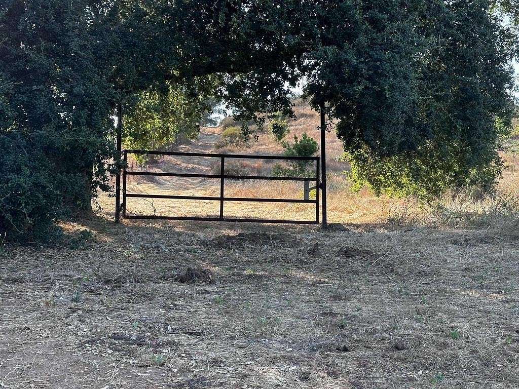 26.07 Acres of Land for Sale in Fallbrook, California