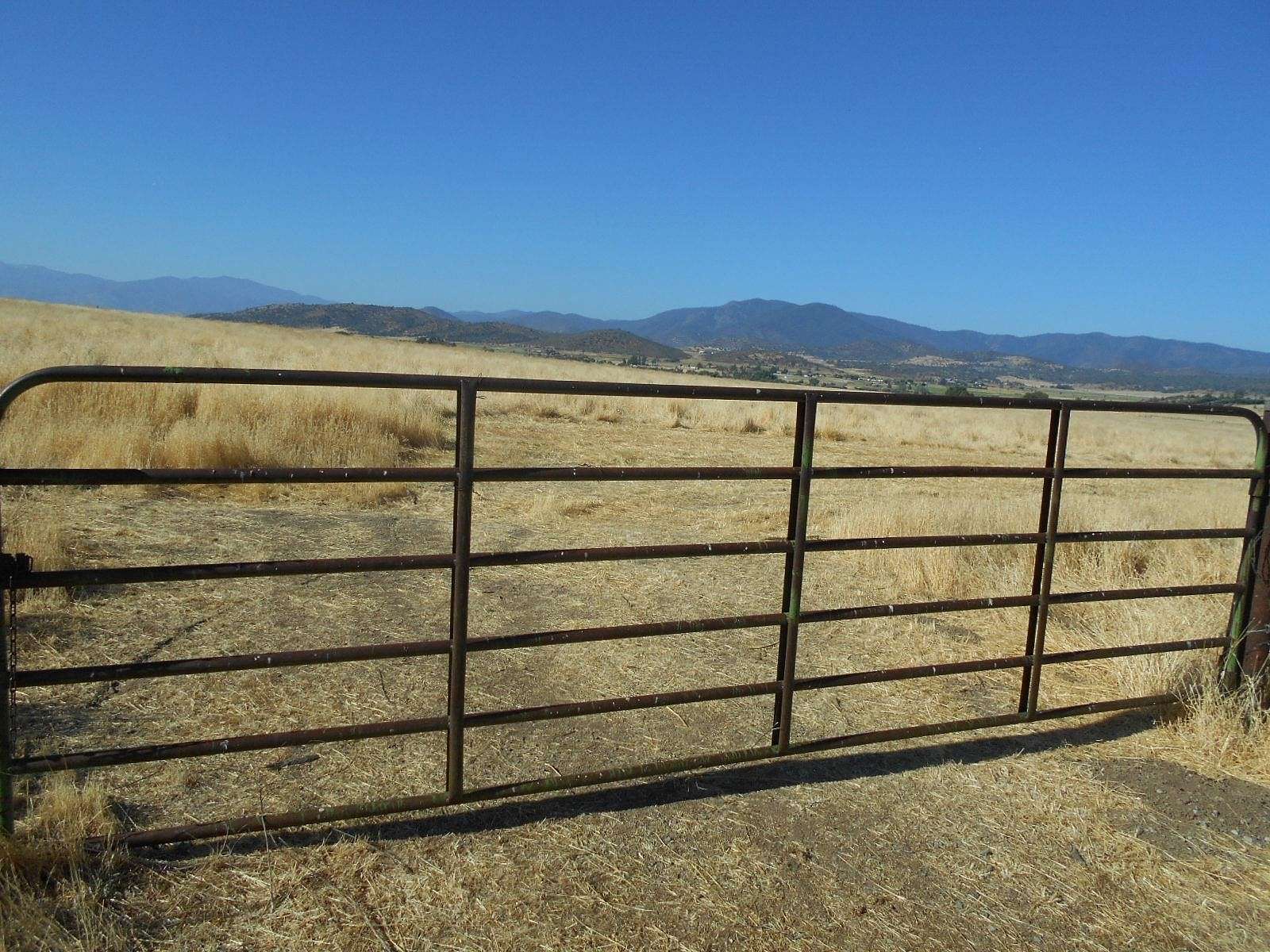 47 Acres of Agricultural Land for Sale in Montague, California