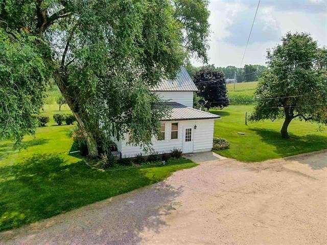 40 Acres of Agricultural Land with Home for Sale in Portage, Wisconsin