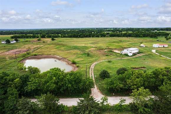 5 Acres of Land for Sale in Lone Oak, Texas