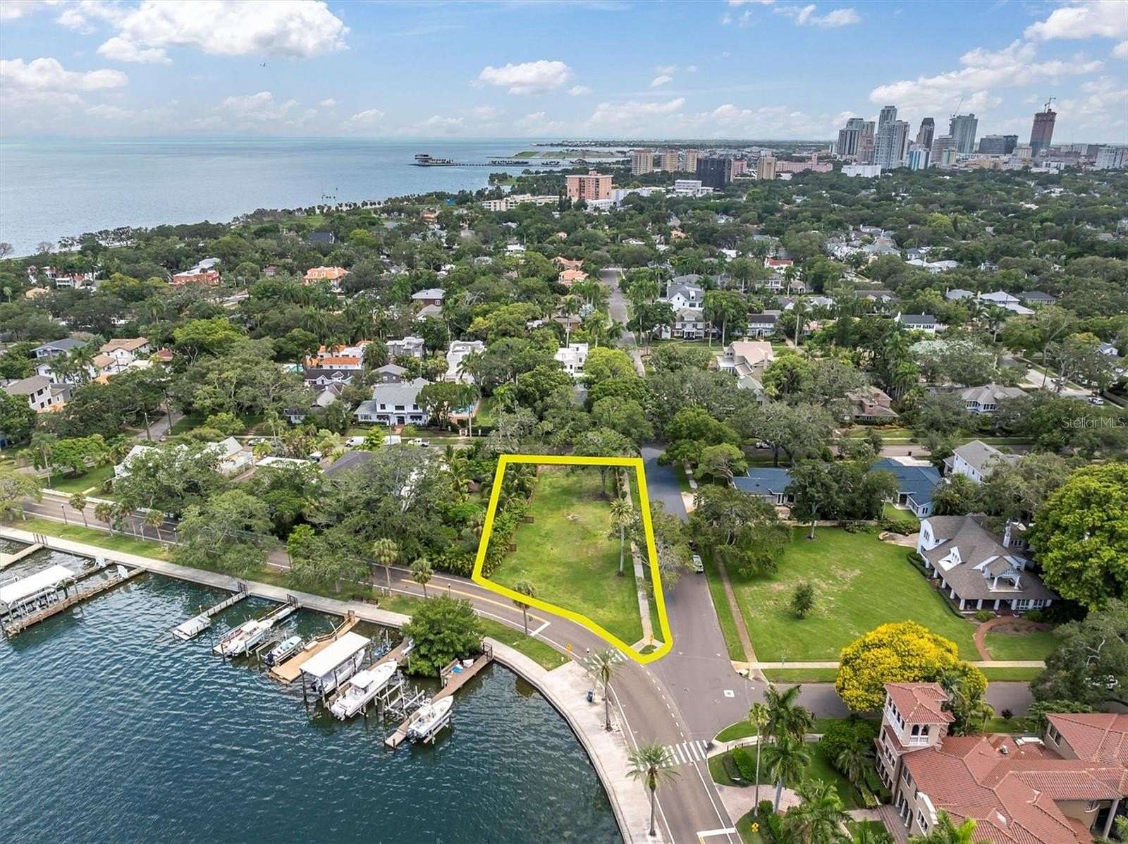 0.33 Acres of Residential Land for Sale in St. Petersburg, Florida