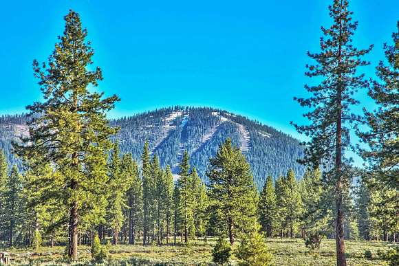 1 Acre of Commercial Land for Sale in Truckee, California