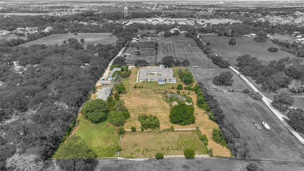 3.589 Acres of Residential Land for Sale in Shady Shores, Texas