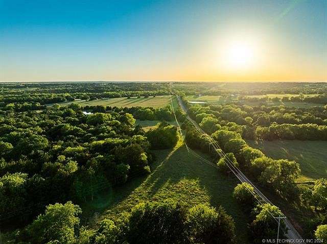 2 Acres of Residential Land for Sale in Cushing, Oklahoma