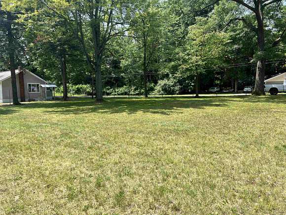 0.4 Acres of Residential Land for Sale in Harrison, Michigan