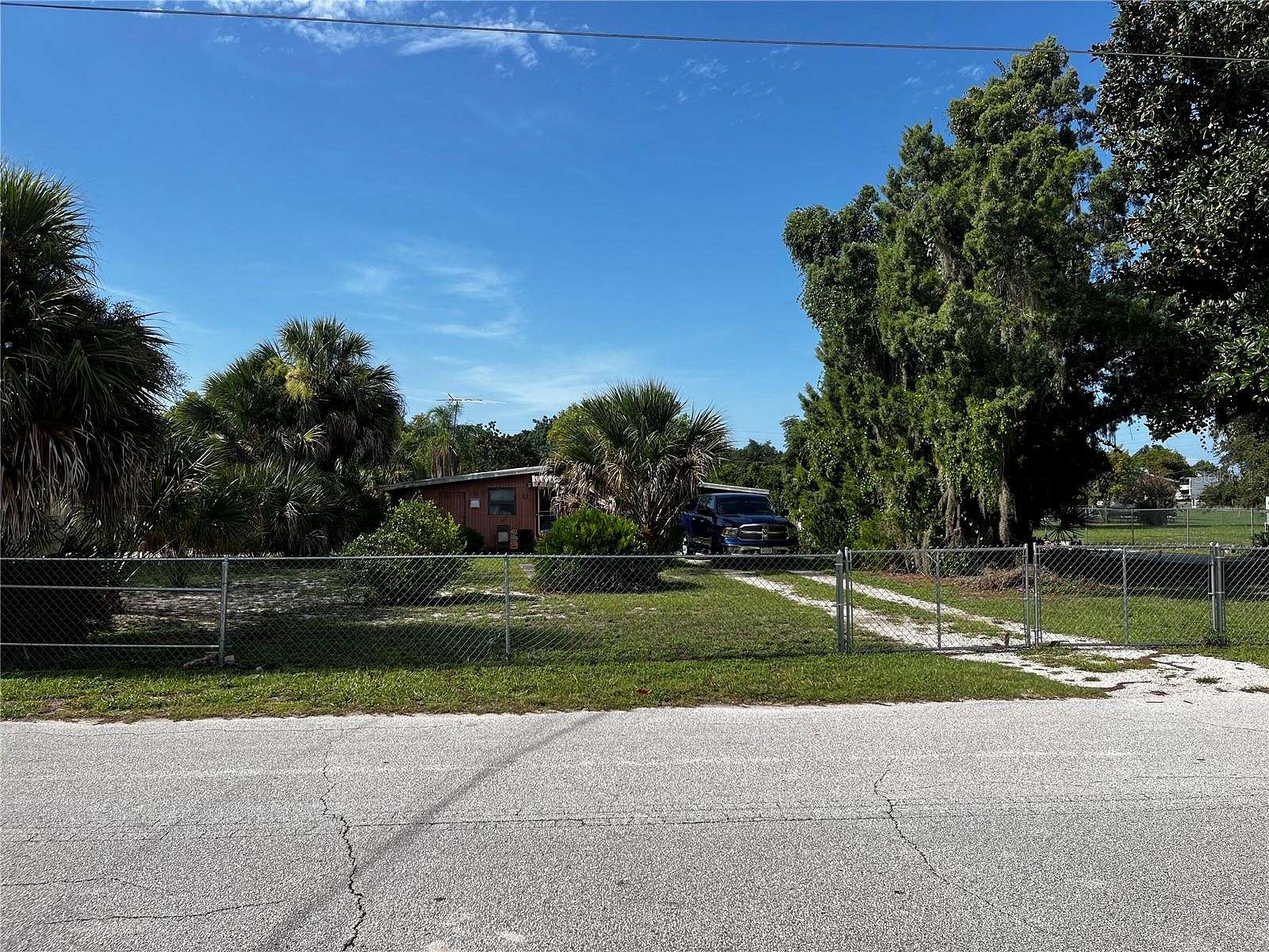 0.46 Acres of Residential Land for Sale in Leesburg, Florida