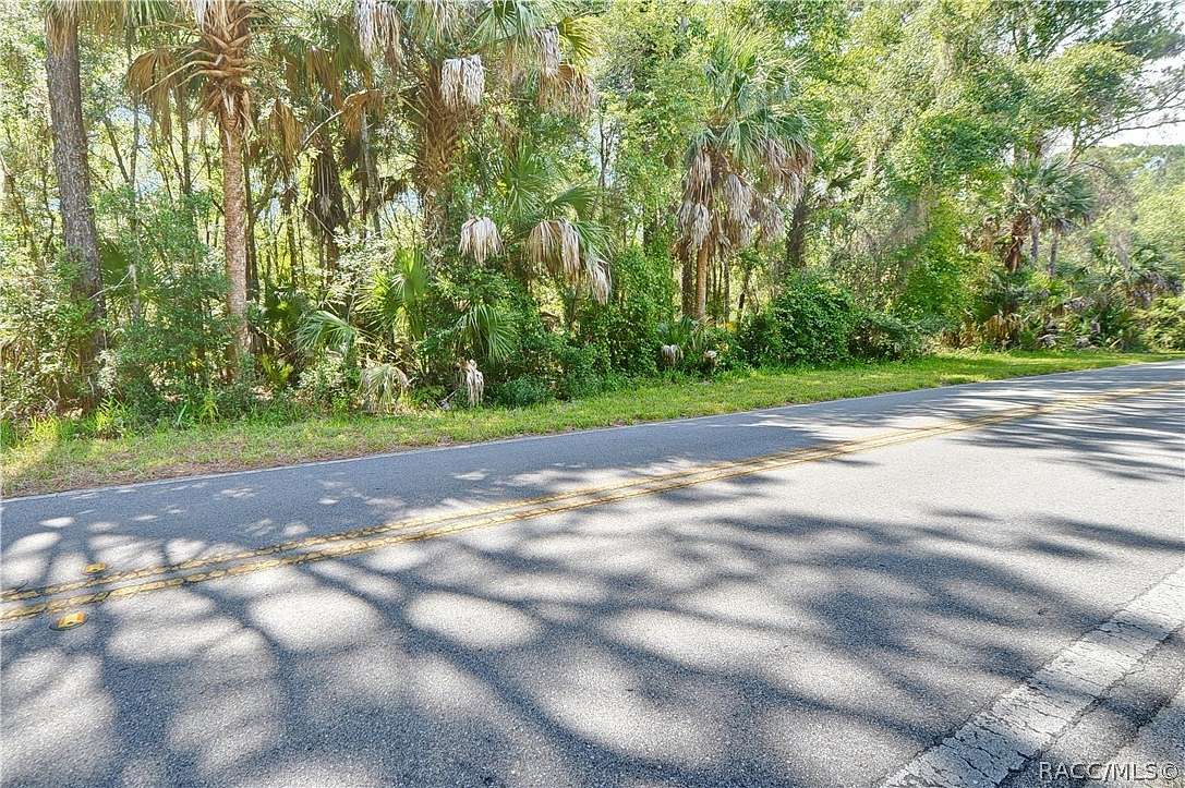 0.61 Acres of Residential Land for Sale in Crystal River, Florida