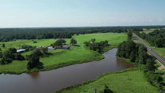 223.45 Acres of Agricultural Land with Home for Sale in Athens, Texas