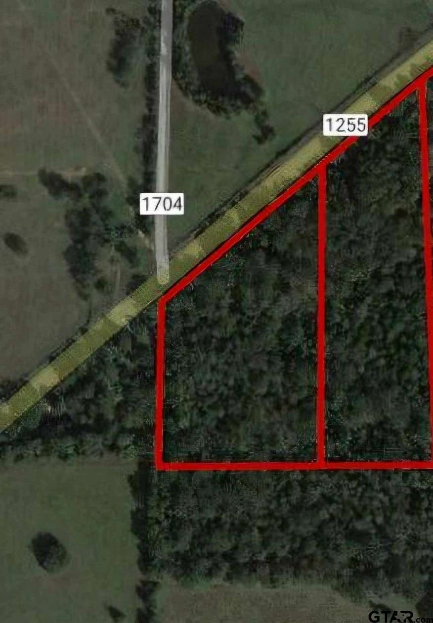 6 Acres of Residential Land for Sale in Grand Saline, Texas