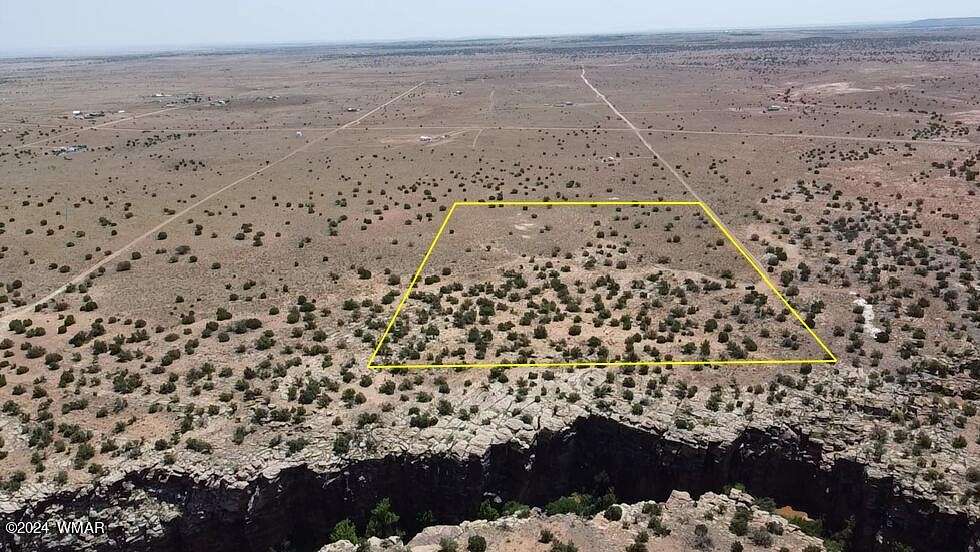 13.92 Acres of Recreational Land for Sale in Snowflake, Arizona