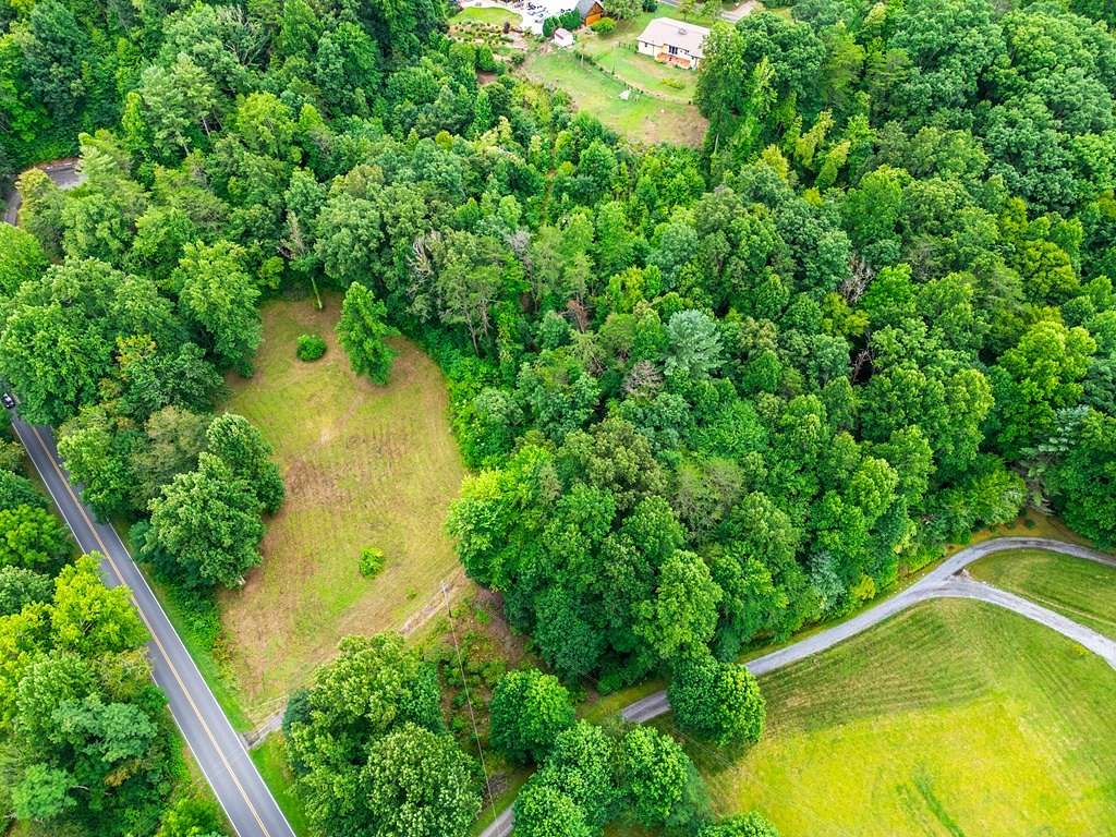 9.27 Acres of Mixed-Use Land for Sale in Bryson City, North Carolina