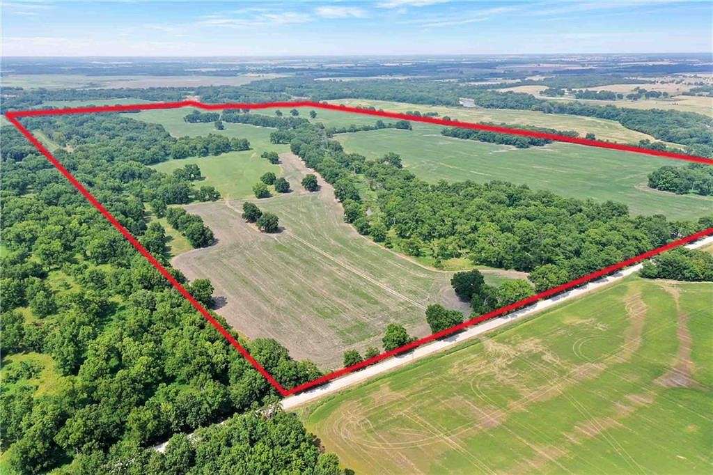 310.57 Acres of Recreational Land & Farm for Sale in St. Paul, Kansas