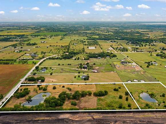 15.95 Acres of Land for Sale in McLendon-Chisholm, Texas