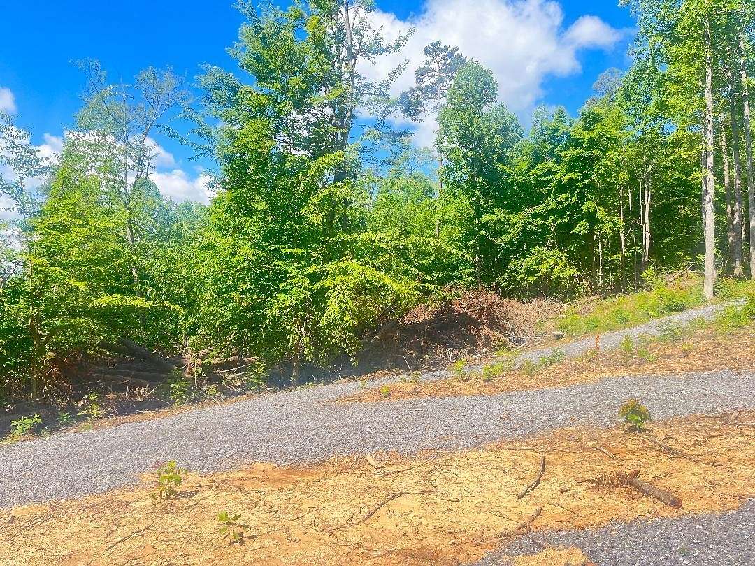 3.77 Acres of Land for Sale in Rutledge, Tennessee