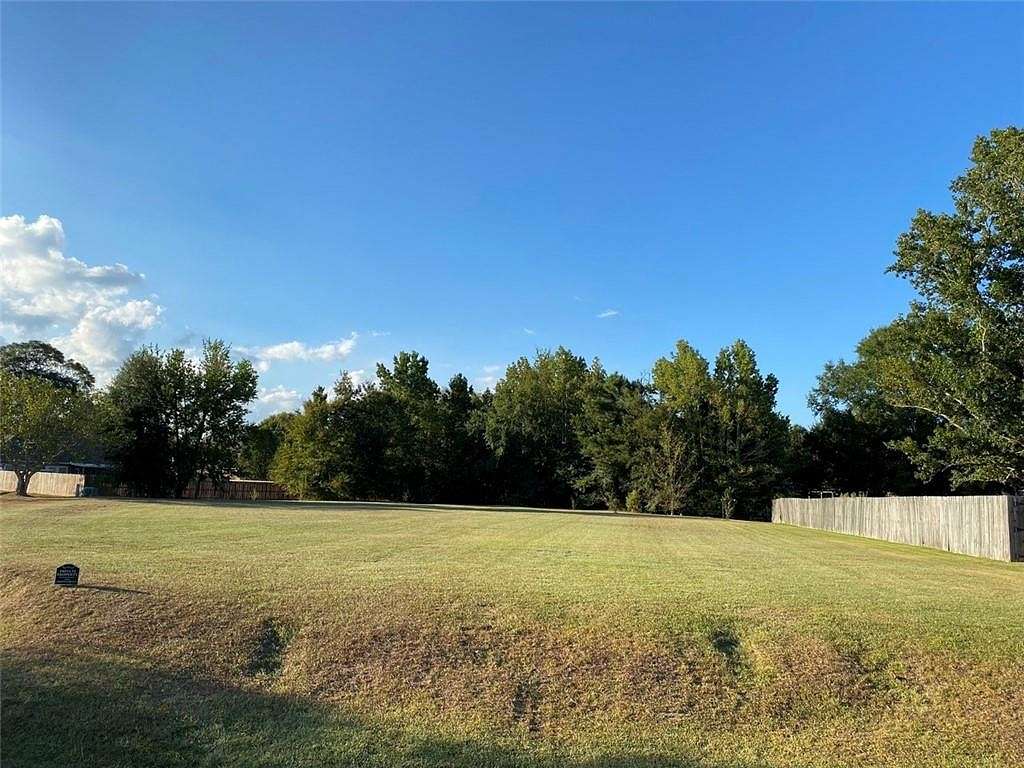 0.629 Acres of Residential Land for Sale in Denham Springs, Louisiana