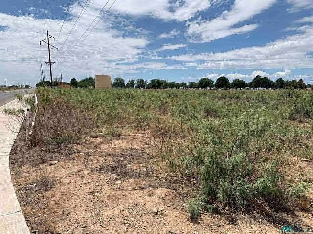 5.37 Acres of Commercial Land for Sale in Artesia, New Mexico