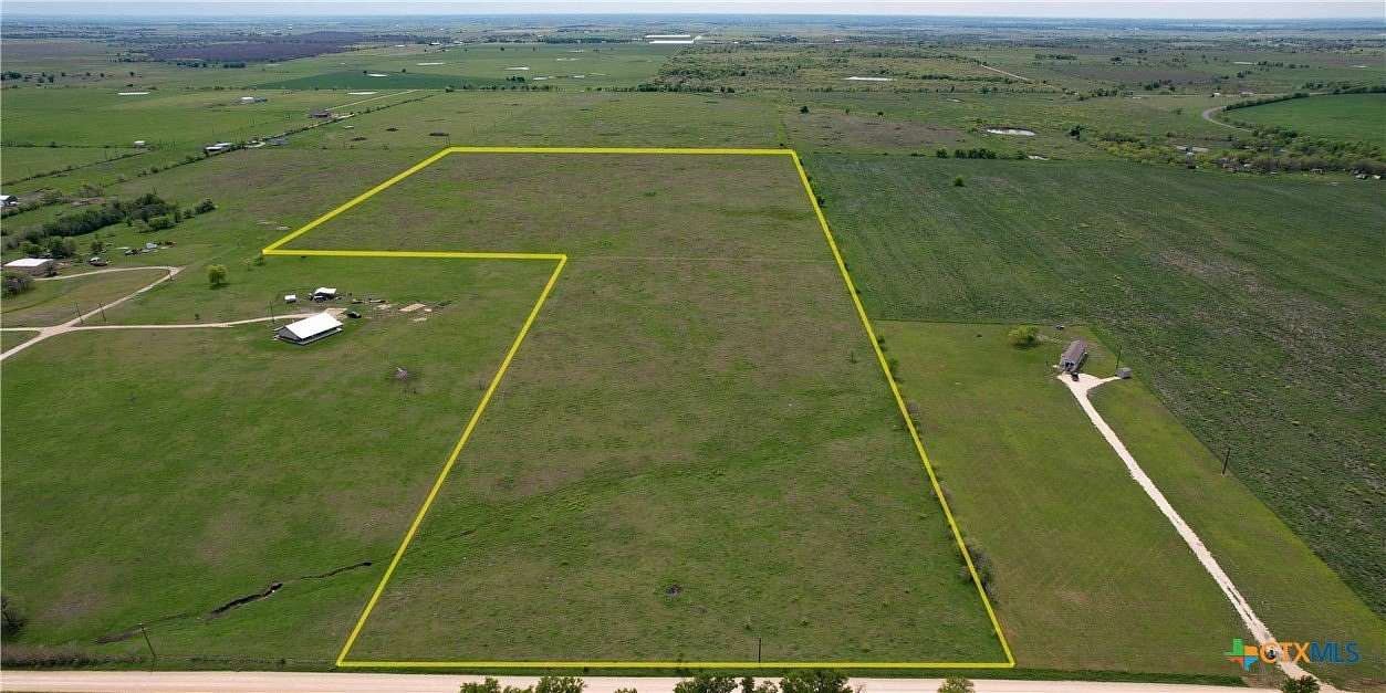 35.28 Acres of Agricultural Land for Sale in Rogers, Texas