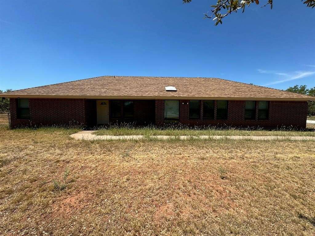 9.333 Acres of Residential Land with Home for Sale in Abilene, Texas