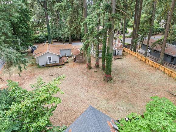 0.37 Acres of Residential Land for Sale in Lake Oswego, Oregon