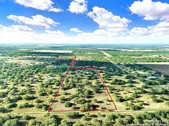 10.006 Acres of Land for Sale in Charlotte, Texas