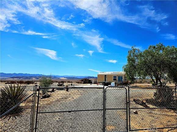 5 Acres of Residential Land with Home for Sale in Twentynine Palms, California