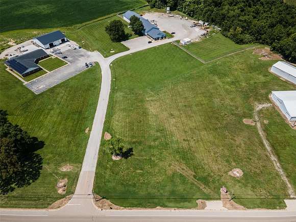 1.07 Acres of Mixed-Use Land for Sale in Alton, Illinois