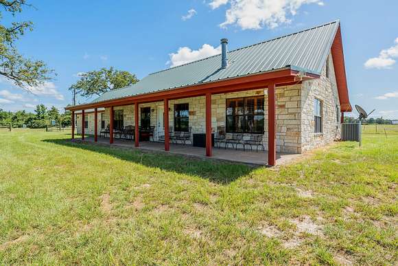 204 Acres of Land with Home for Sale in Grapeland, Texas