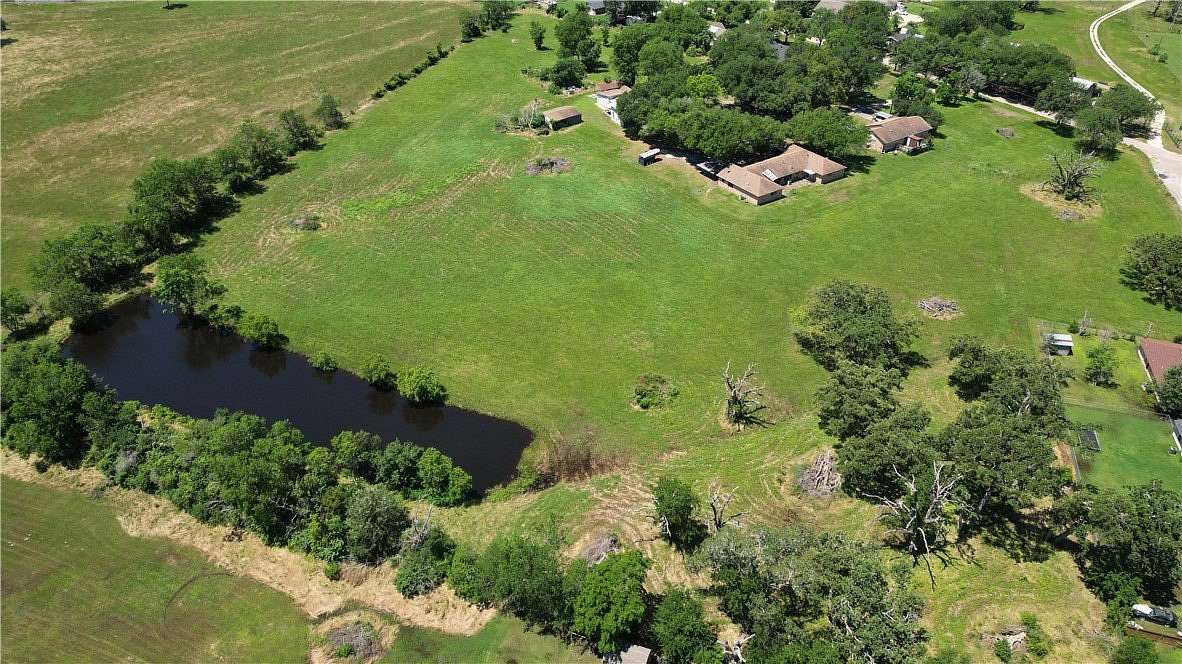 8.63 Acres of Land for Sale in Madisonville, Texas