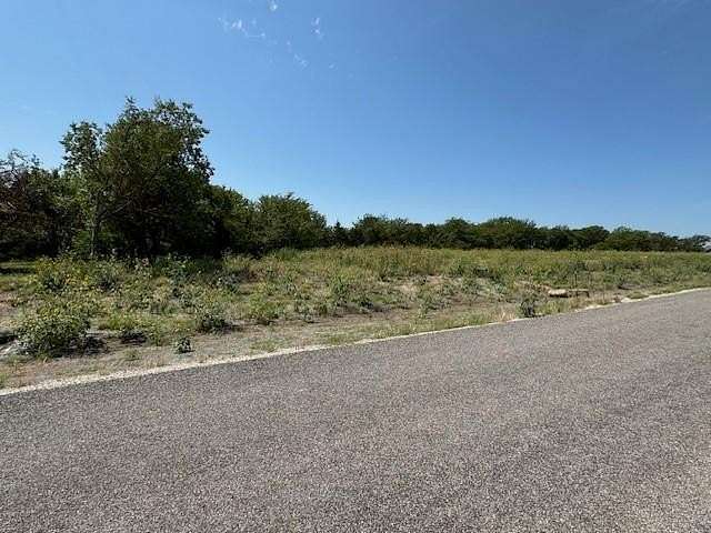 1.001 Acres of Residential Land for Sale in Van Alstyne, Texas