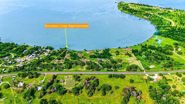 1 Acre of Residential Land for Sale in Corsicana, Texas