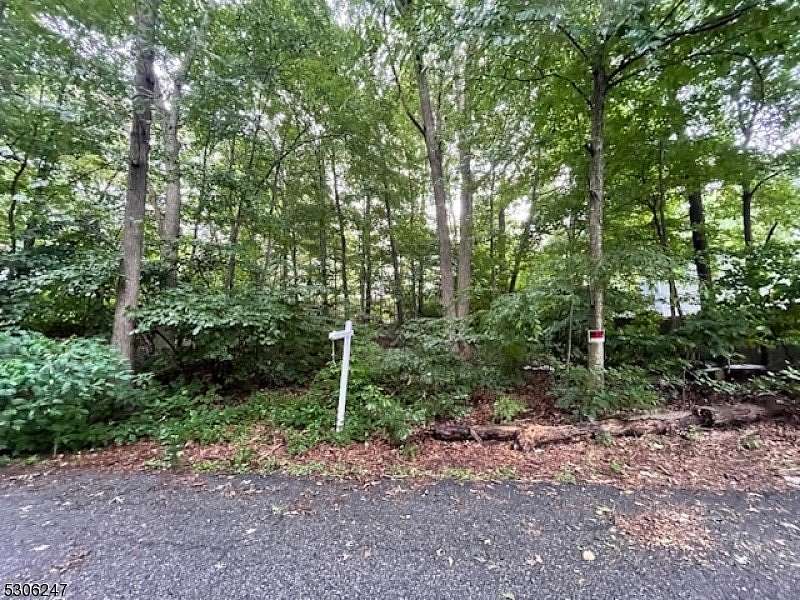 0.18 Acres of Residential Land for Sale in Vernon Township, New Jersey