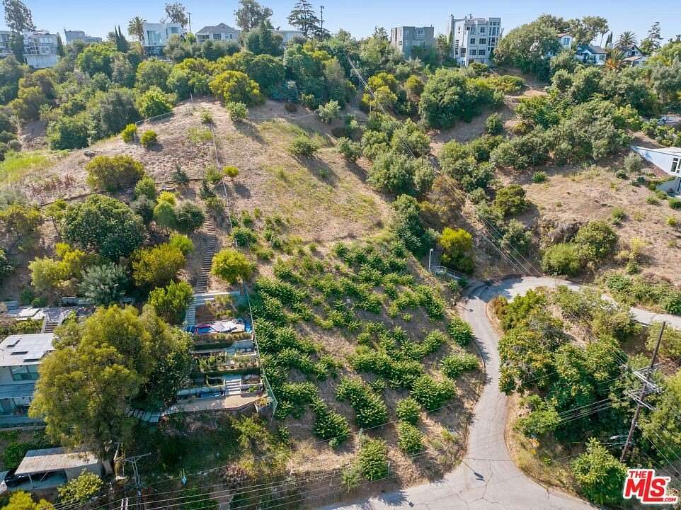 0.655 Acres of Residential Land for Sale in Los Angeles, California