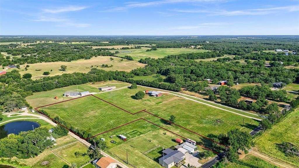 2.7 Acres of Residential Land for Sale in Whitesboro, Texas