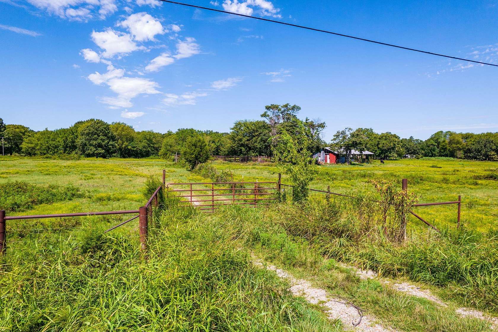 10.64 Acres of Mixed-Use Land for Sale in Spavinaw, Oklahoma