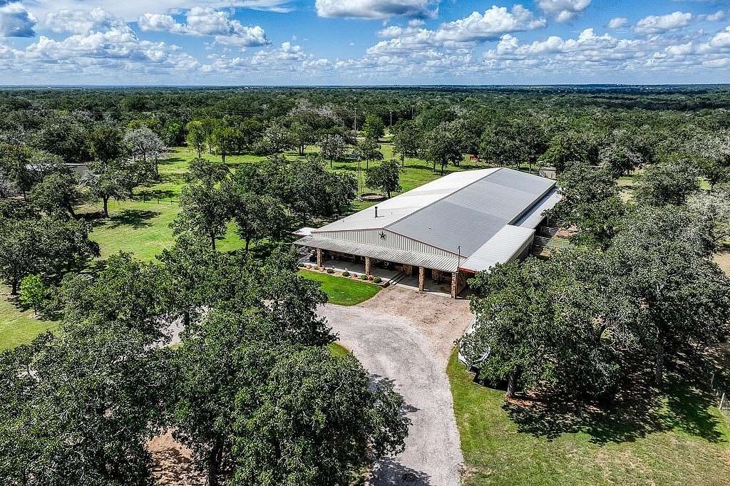 20 Acres of Land with Home for Sale in Waelder, Texas