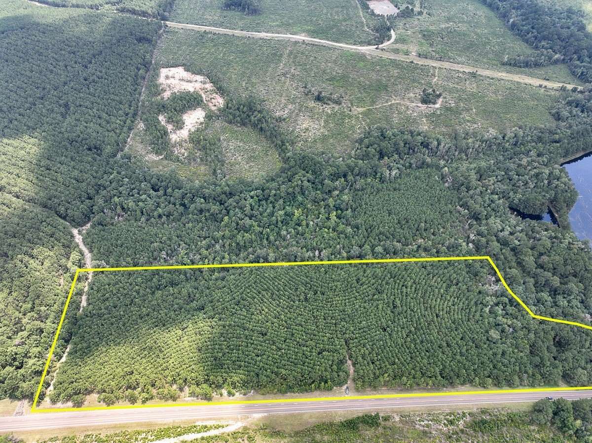 18 Acres of Land for Sale in Browndell, Texas