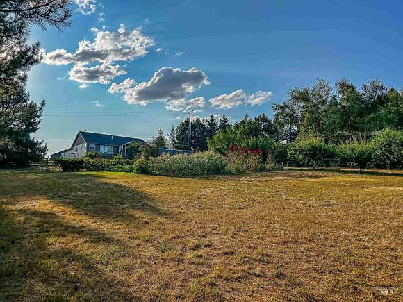 0.73 Acres of Residential Land for Sale in Moscow, Idaho