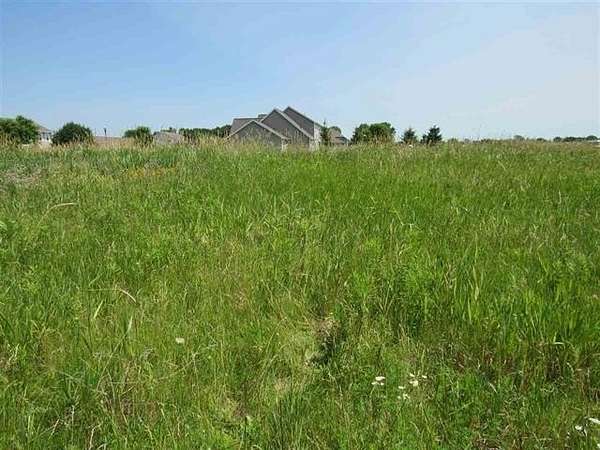 0.87 Acres of Residential Land for Sale in Appleton, Wisconsin